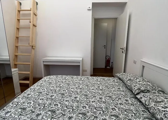 דירה Modern In Dergano מילאנו