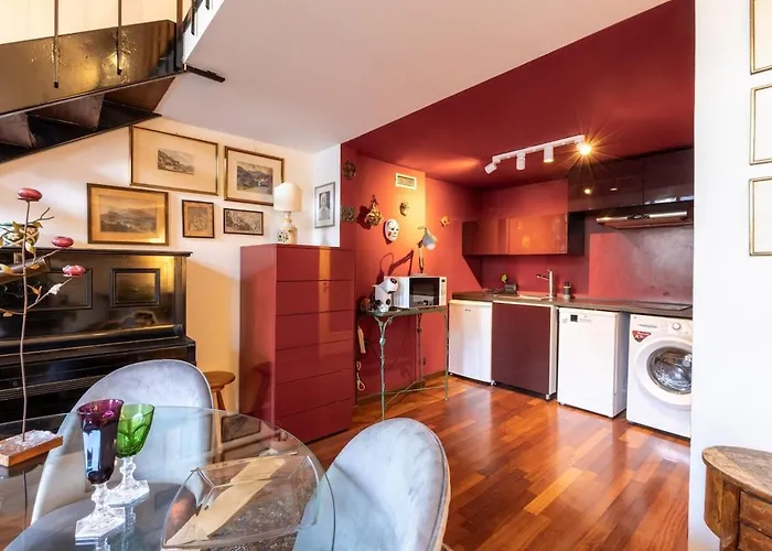 Apartamento Host4u - La Scala At Palazzo Dell'orso In Center