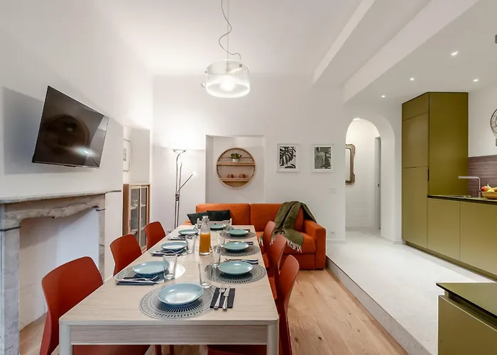 Stayeasy Station - Cozy 3 Bedrooms 3 Baths Lejlighed Milano