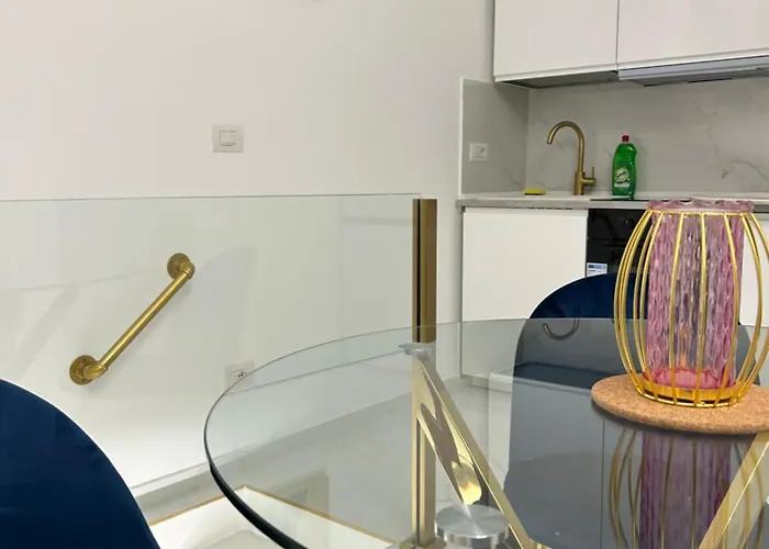 G Luxury Platinium&gold Red Metroline To Duomo Apartment