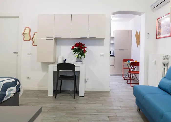 Apartament Open Space Con Veranda A Citta Studi *