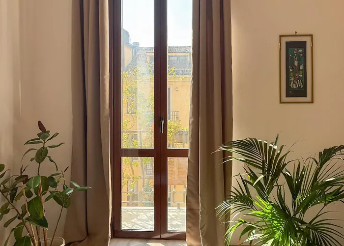 Apartment Artstay Stazione Centrale, 5 Piano, No Ascensore *