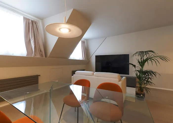 Apartment Duomo Luxury Xii Milan