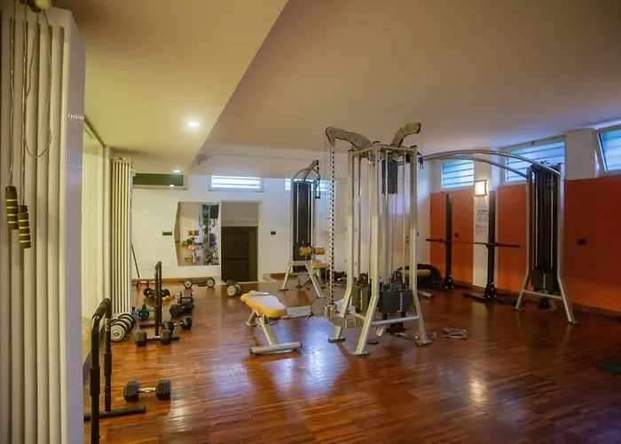 Design And Wellness With Pool And Gym *