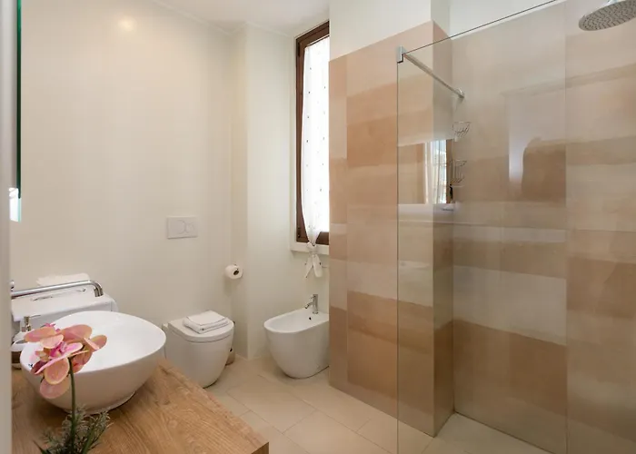 Apartment Artstay Stazione Centrale, 5 Piano, No Ascensore Milan