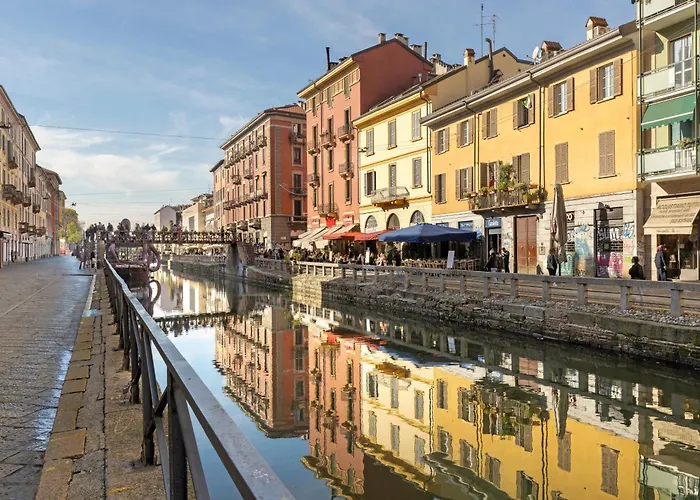 Naviglio Grande - Sui Navigli Corte Storica Milánó