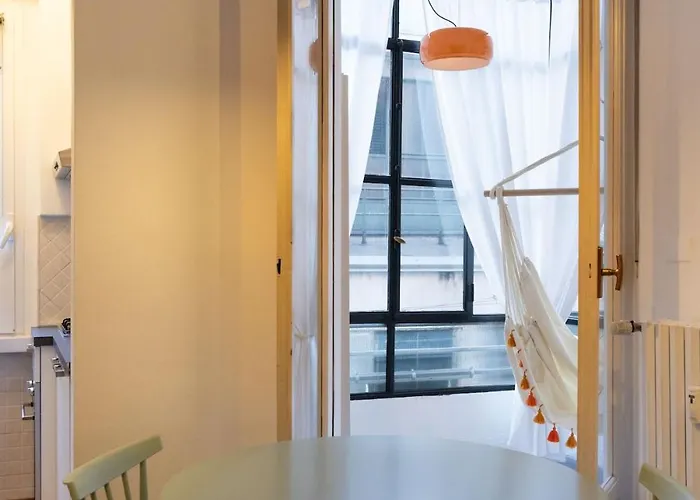Апартаменты Beautiful Cozy And Modern One Милан