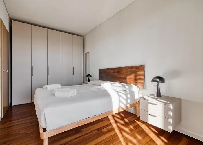 Giaxtower Palestra & Piscina Pure Living 5' Piano