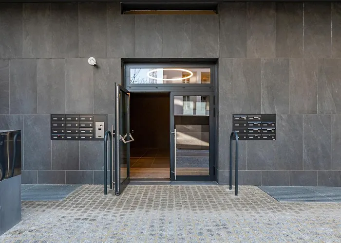 Uptown Nest - Terrazzo Privato E Garage *