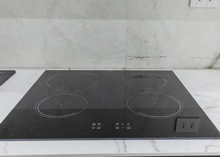 Luxury 2-bedroom Station