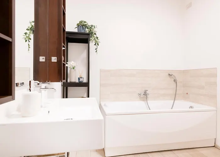 Easylife - - Poerio 31 - Porta Venezia Appartement *