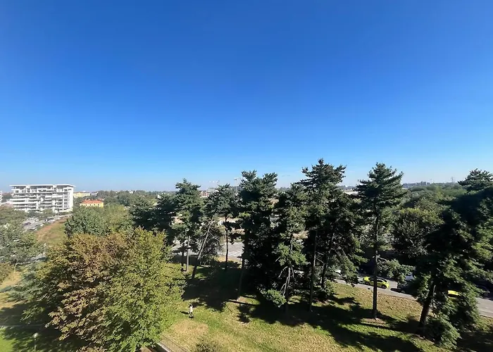 Apartment Grazioso Zona Mecenate - S.giulia *