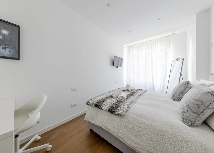 Daire Via De Amicis 43 - Leia Hospitality *