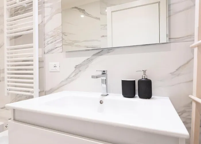 Easylife - - San Gregorio 3 F - P Venezia Milánó