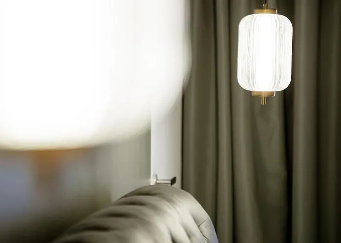 Prestige Boutique - Piazza Duomo 2 3* Milão