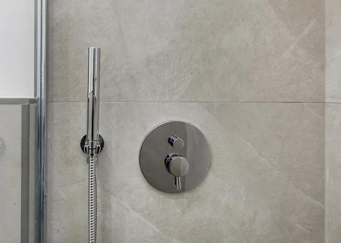 Apartment Luxury 2-bedroom Station Milan