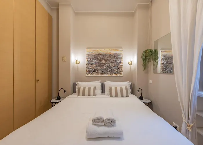 Apartman Cenacolo, Corso Magenta, Milan's Historic Center *