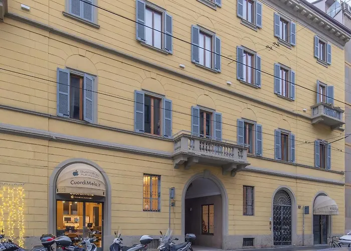 Apartman Cenacolo, Corso Magenta, Milan's Historic Center *