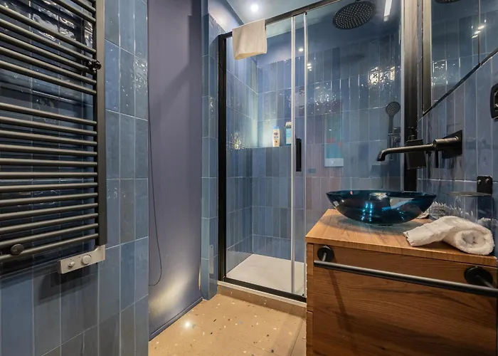 Design Canal Navigli View * Milano