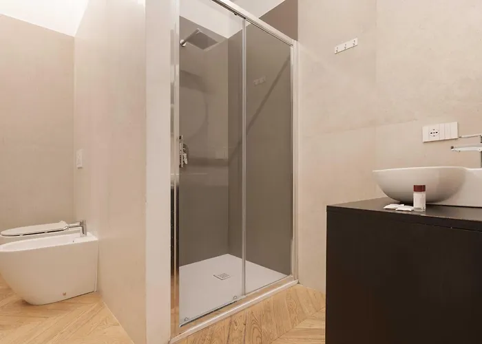 Unione Boutique - 1min From Duomo Apartamento