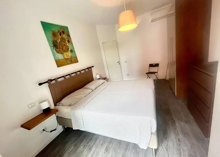 Apartment Grazioso Zona Mecenate - S.giulia *