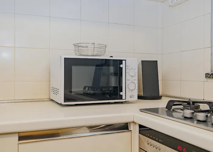 Bnbest Tricolore 6 Pax 140 Sqm *