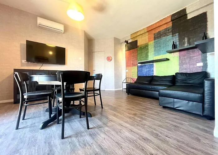 Apartment Grazioso Zona Mecenate - S.giulia