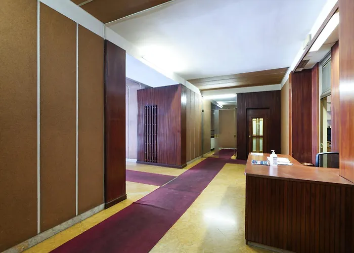 Contempora - 2-beds, 2 Baths With Balcony - Guastalla * Milaan