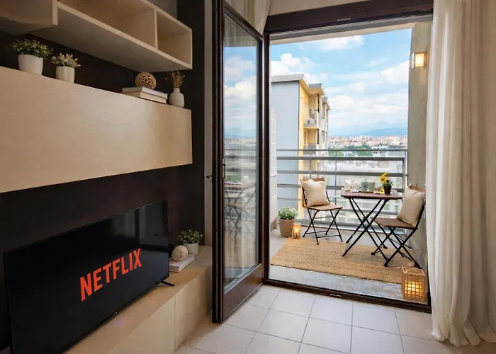 Bicocca, Free Parking, Private Garage, Metro M5 200m, Garden, Kids & Pet Friendly * Milaan