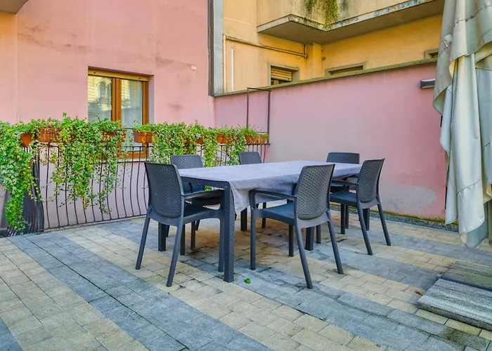Terrace Charming In