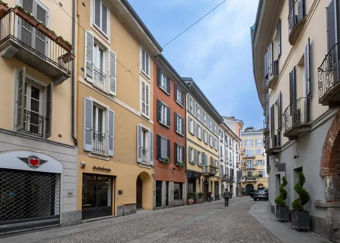 Splendido In Via Madonnina, Zona Brera