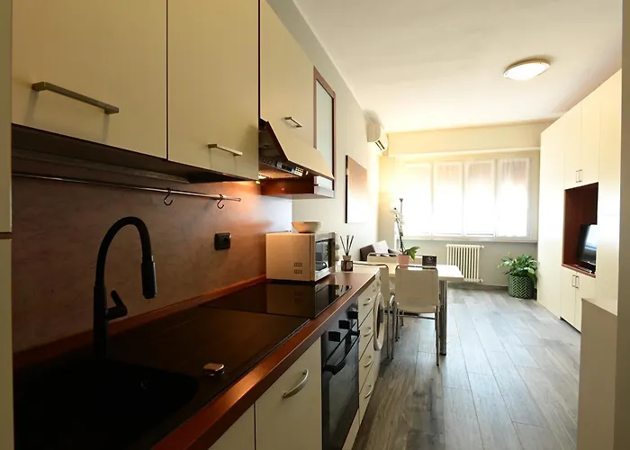 Homes 4*