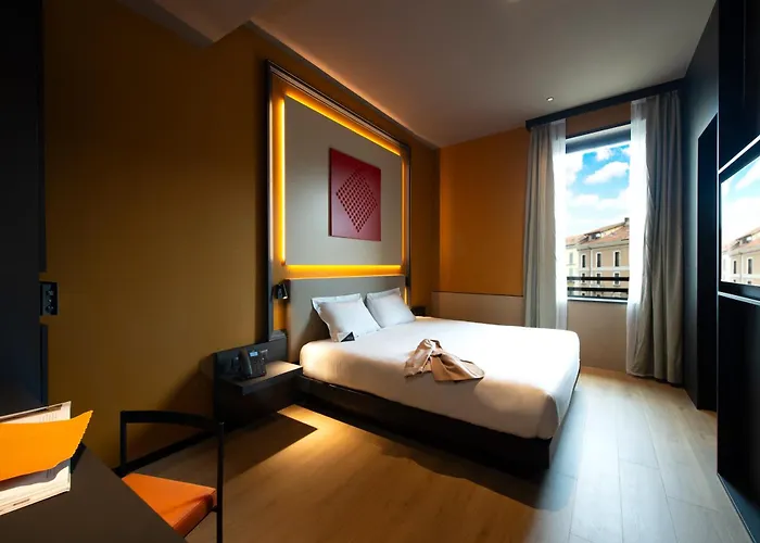 Palazzo Loreto Mediolan