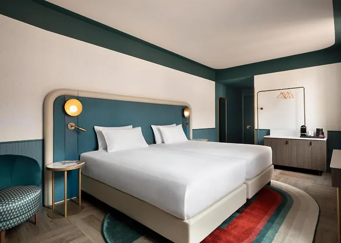 Puccini Milan, Tapestry Collection By Hilton فندق ميلان