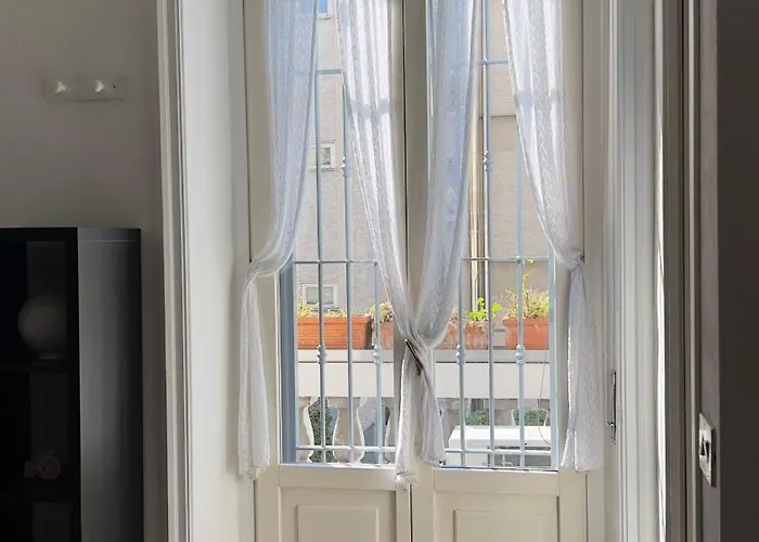 Business Milánó