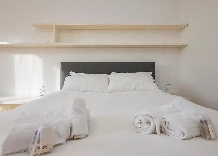 Homelovers Bright And White House Navigli District Apartmán Milán