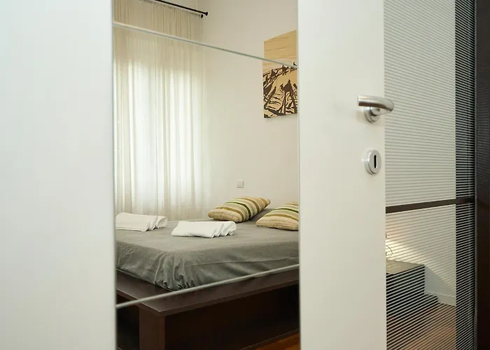 Life - Duomo Cozy Flat - Free Indoor Parking Milano