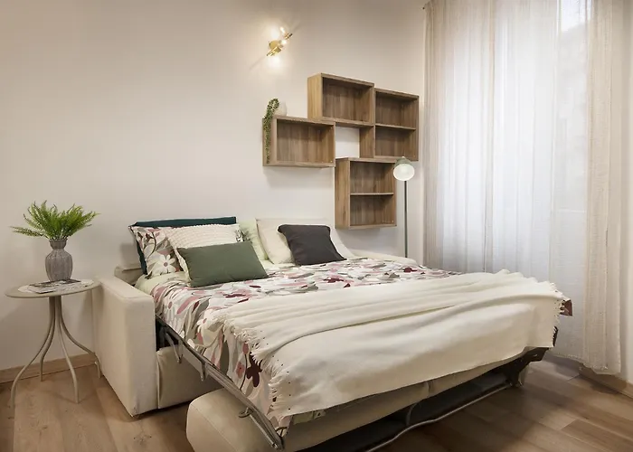 アパート Maison Milanese - Piazza Cinque Giornate & Duomo ミラノ