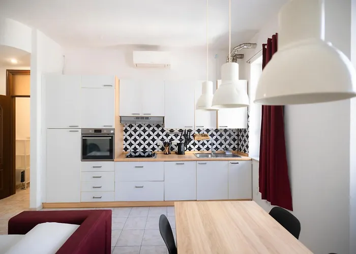 Design & Comfort Near Station Lejlighed *