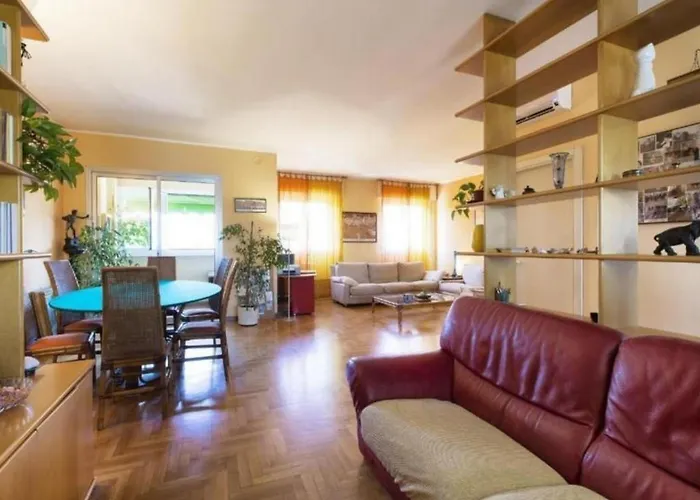 In Cagnino Mit Terrasse By Interhome Milán