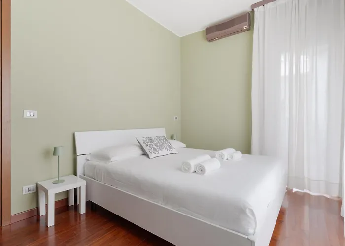 Guesthost - Porta Romana Balcony Flat 米兰