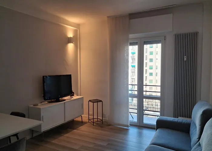 Stylish Renovated Flat In The Heart Of Tortona Design District Lägenhet *