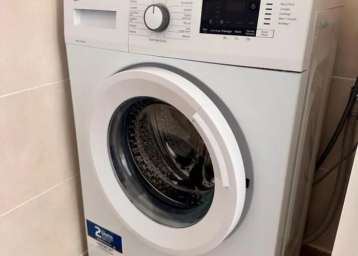 Corso Garibaldi 73 *