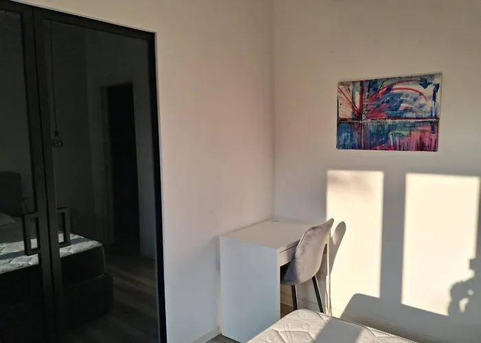 Lägenhet Stylish Renovated Flat In The Heart Of Tortona Design District