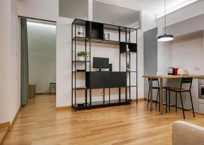 Appartement Hostmate - - Farini's Charm - Isola *