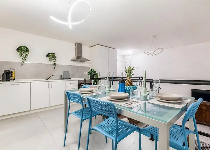 Modern Design 5 Minutes San Raffaele Apartment *