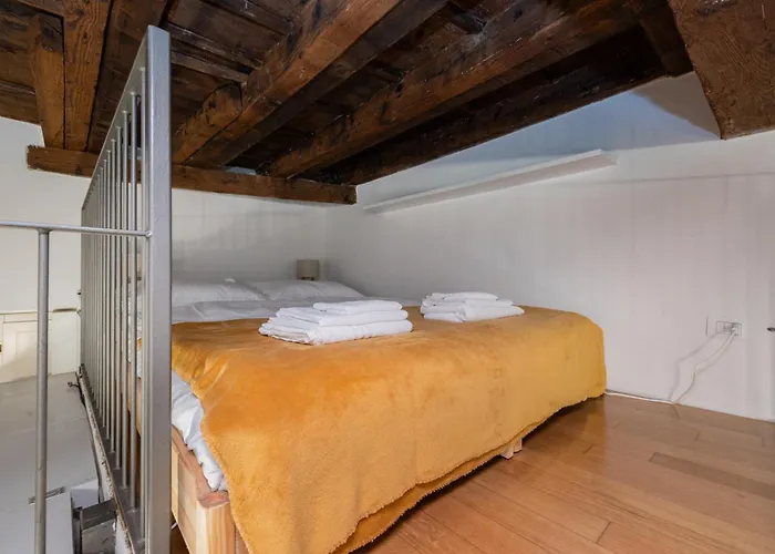 Апартаменты Nest Loft - Accogliente Loft Tra Il Duomo Di Milano E I Navigli Милан