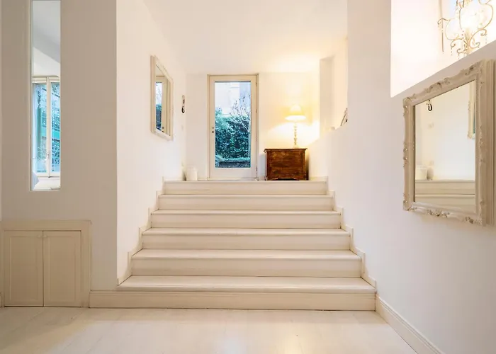 Center Luxury - Duomo 5 Min - Wifi 公寓 *