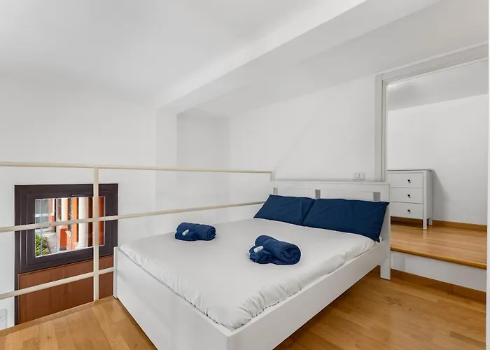 Metro Duomo - Station - Loft Ac And Wifi 아파트 밀라노