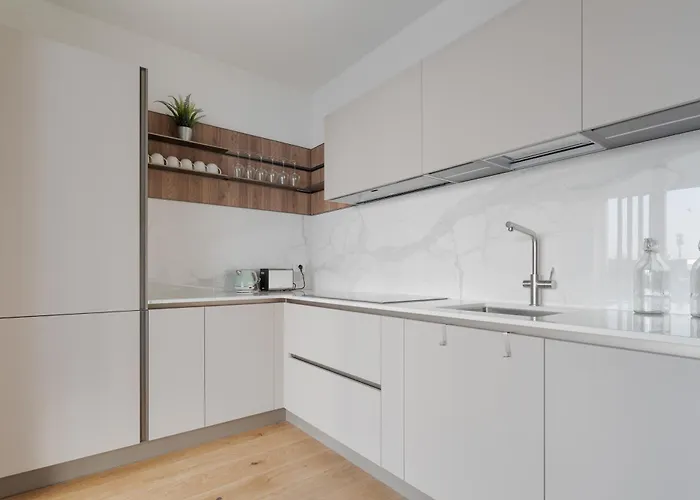 Guesthost - Modern Terrace Flat Lambrate Milan
